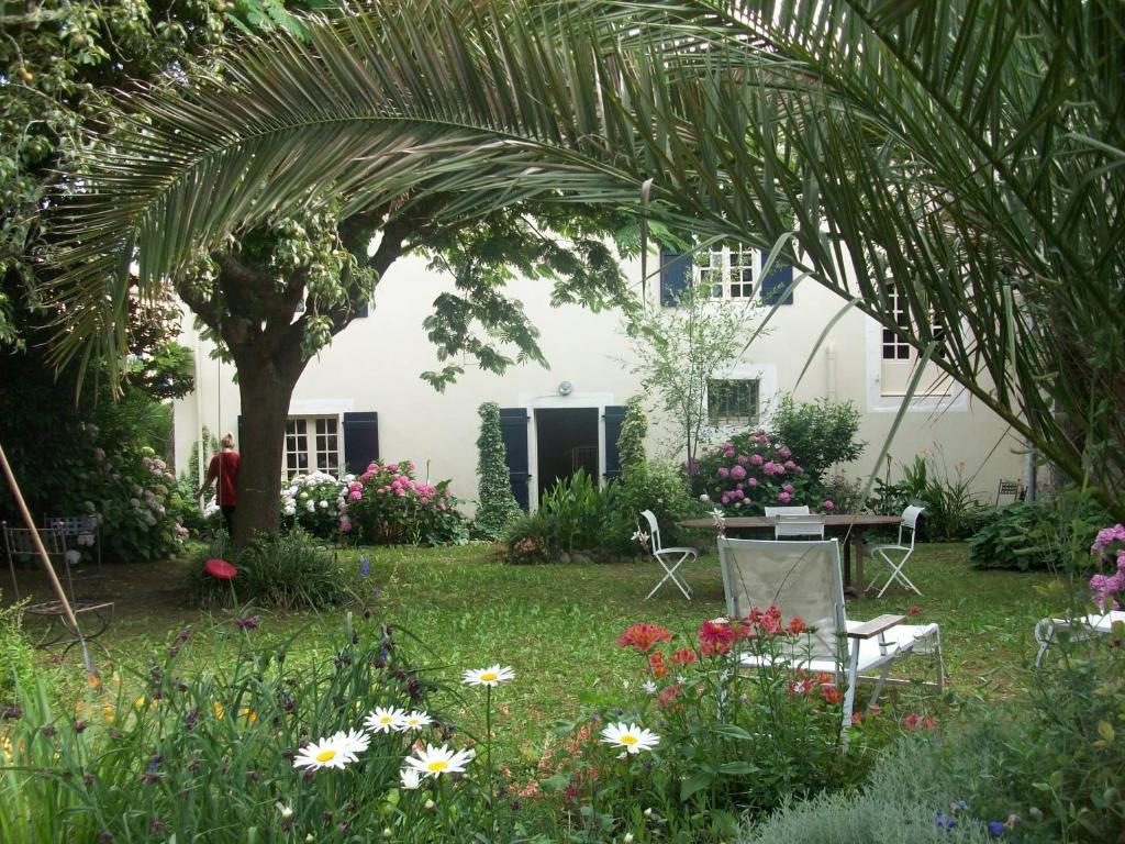 Chambres D'Hotes Aroha Sorde-lʼAbbaye Buitenkant foto